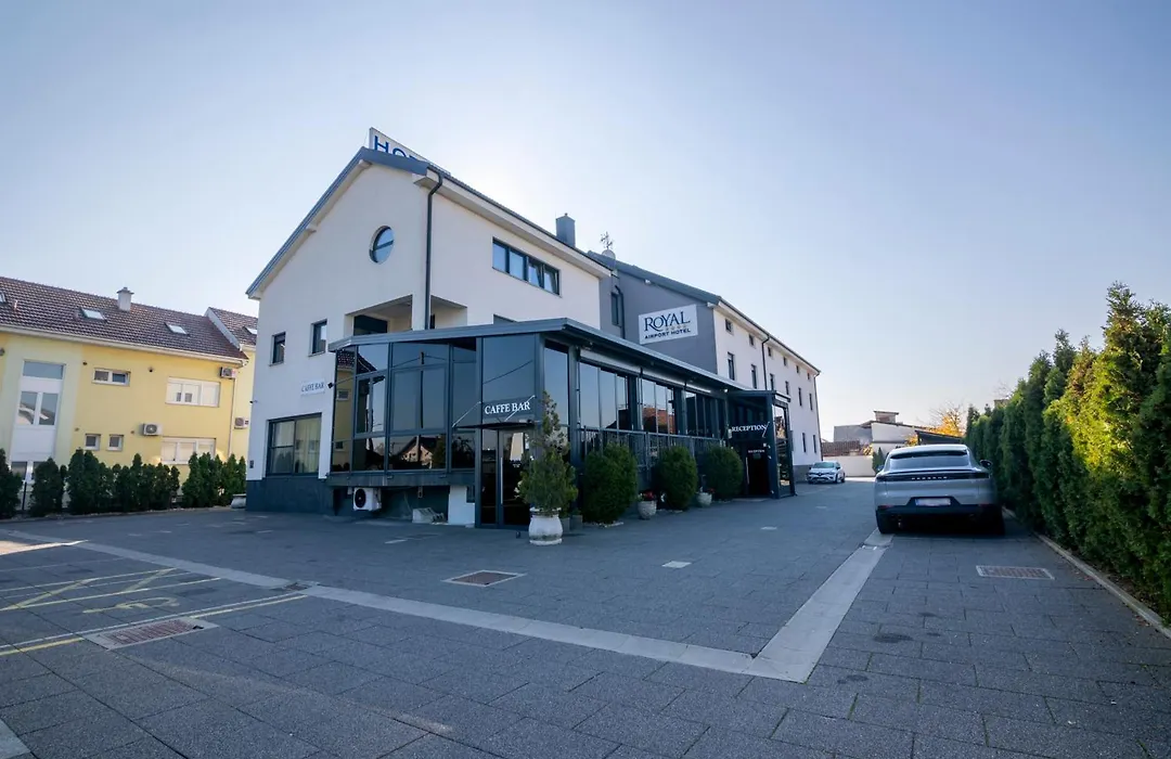 Royal Airport Hotel-1